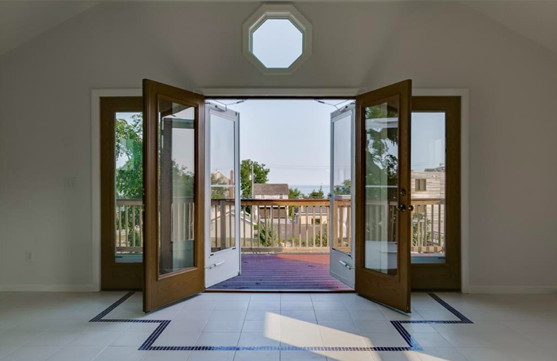 35 Old Dam Road - Doors